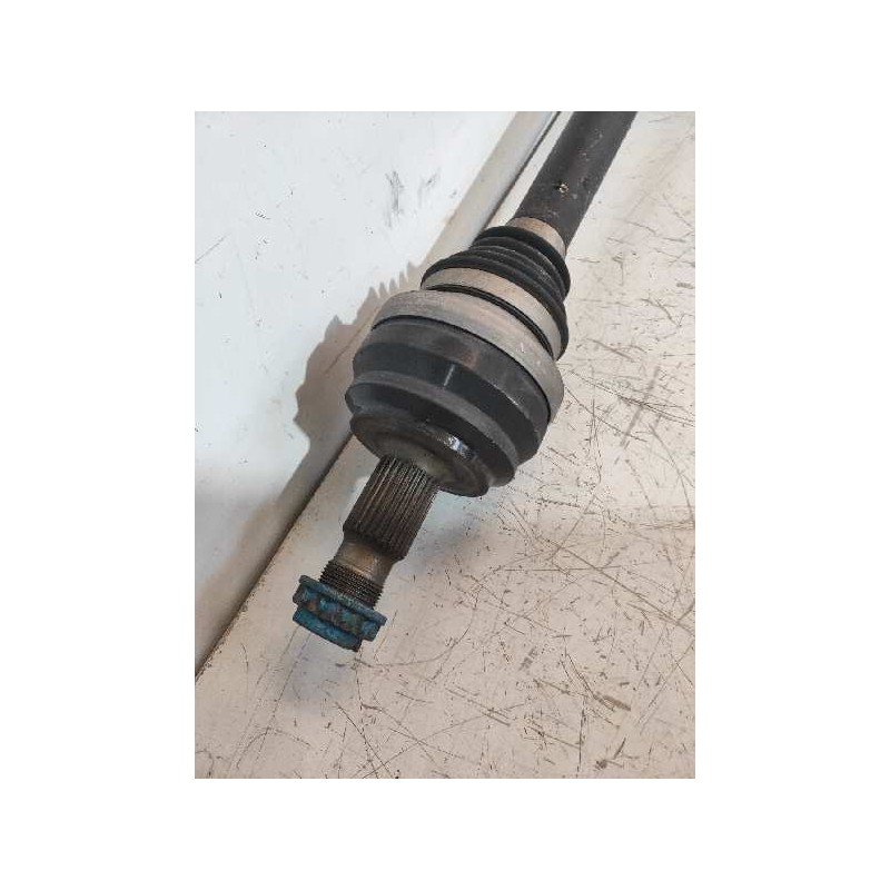 Recambio de transmision trasera izquierda para mercedes clase c (w205) lim. c 220 cdi bluetec (205.004) referencia OEM IAM A2053