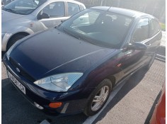 ford focus berlina (cak) del año 2000