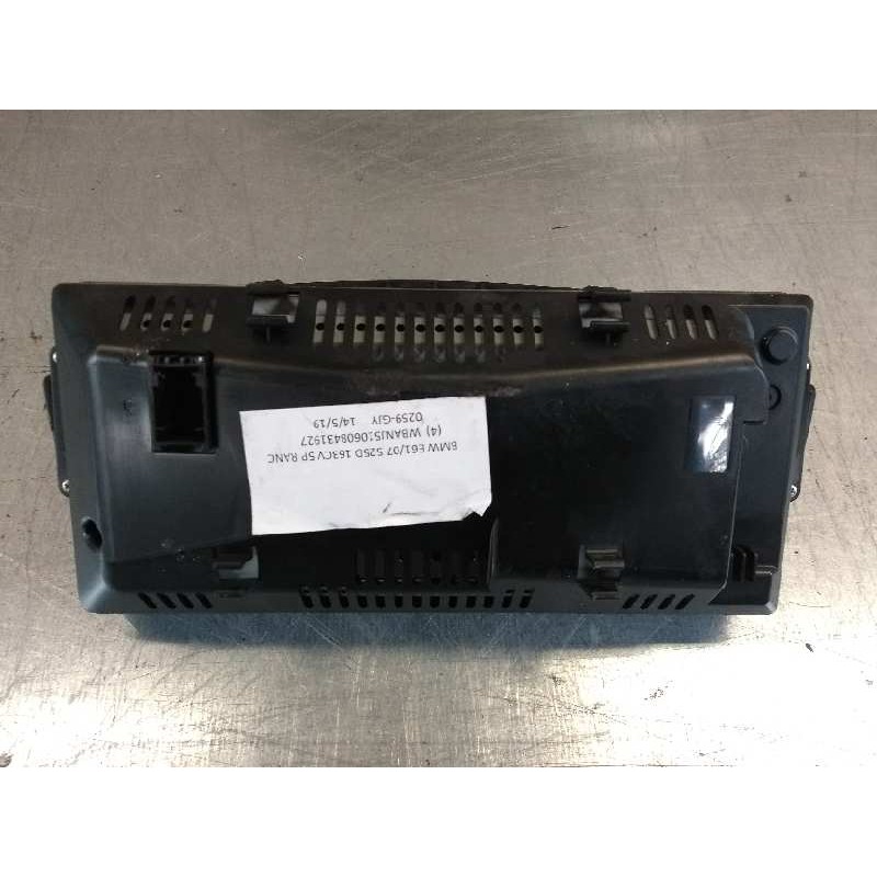 Recambio de pantalla multifuncion para bmw serie 5 touring (e61) 525d referencia OEM IAM 65826962425 65826971415 696242502T AL60