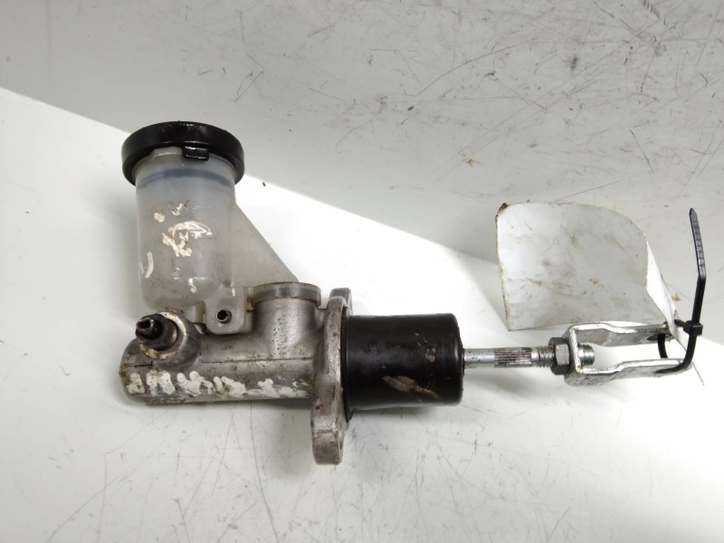 Recambio de bomba embrague para nissan terrano/terrano.ii (r20) 2.7 turbodiesel referencia OEM IAM    Recambio de bomba embrague para nissan terrano/terrano.ii (r20) 2.7 turbodiesel referencia OEM IAM