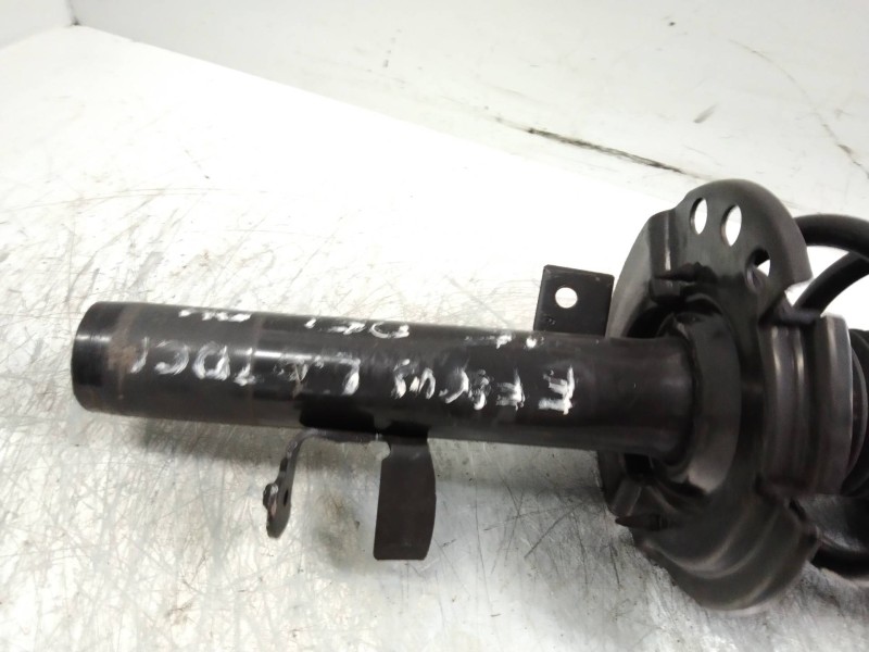 Recambio de amortiguador delantero derecho para ford focus lim. st referencia OEM IAM BV6118045SEB  
