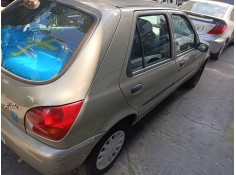 ford fiesta berlina del año 1999 2