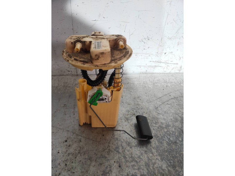 Recambio de bomba combustible para renault clio iv limited referencia OEM IAM 172021275R 202153110913 