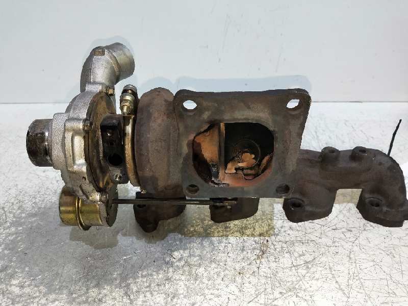 Recambio de turbocompresor para ford fiesta berlina (dx) futura referencia OEM IAM 7038632 YS6Q6K682BC 