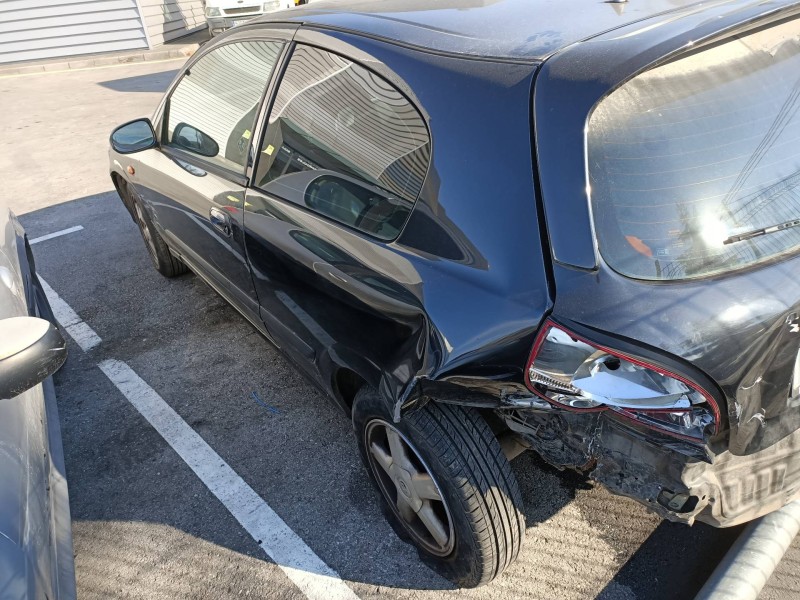 nissan almera (n16/e) del año 2001