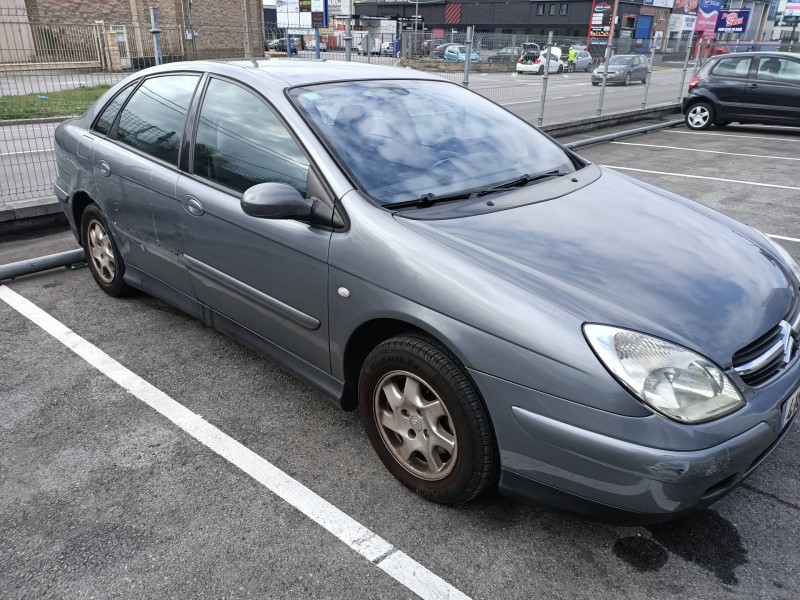 citroen c5 berlina del año 2004