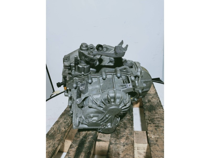 Recambio de caja cambios para opel mokka x color edition start/stop referencia OEM IAM M320LUJ 3833RA8 5050547BM8