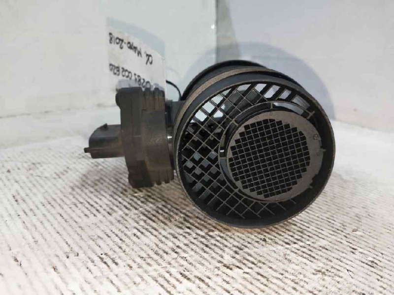 Recambio de caudalimetro para opel meriva 1.7 16v cdti cat referencia OEM IAM 0281002620 55350047 BOSCH