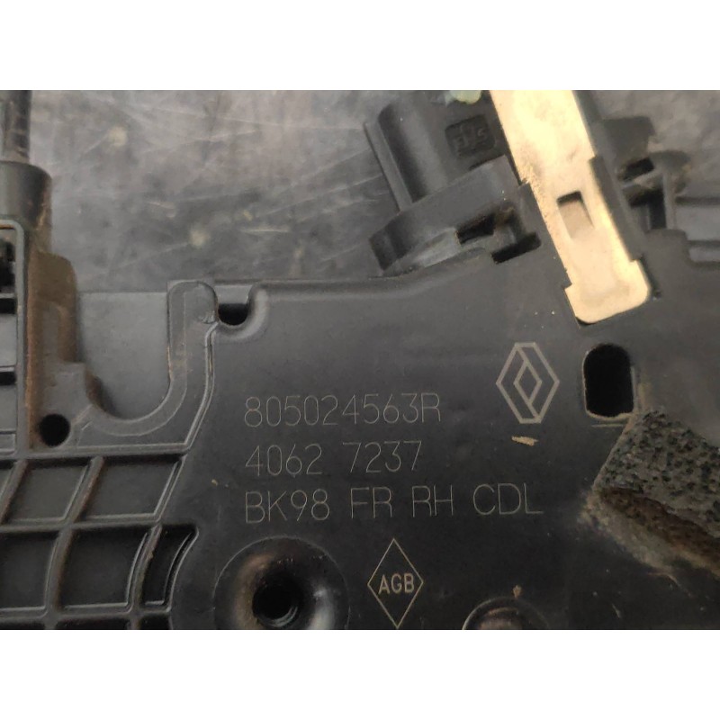 Recambio de motor cierre centralizado delantero derecho para renault clio iv limited referencia OEM IAM 805024563R 5P 