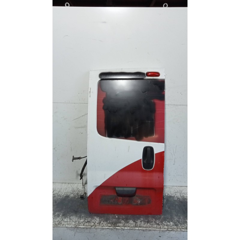 Recambio de puerta trasera izquierda para opel vivaro combi 2.9t corto referencia OEM IAM CIEGA  