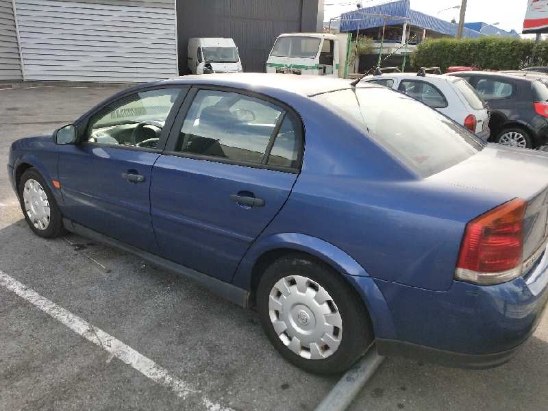 opel vectra c berlina del año 2002