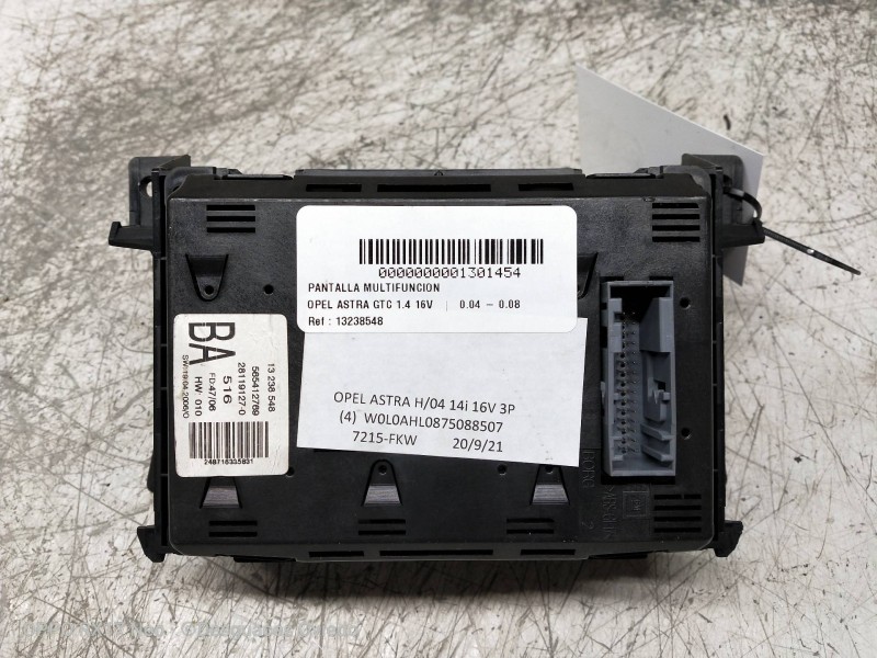 Recambio de pantalla multifuncion para opel astra gtc 1.4 16v referencia OEM IAM 13238548 565412769 BA