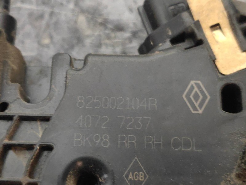 Recambio de motor cierre centralizado trasero derecho para renault clio iv limited referencia OEM IAM 825002104R  