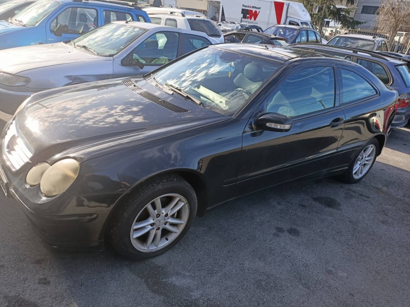 mercedes clase c (w203) sportcoupe del año 2002