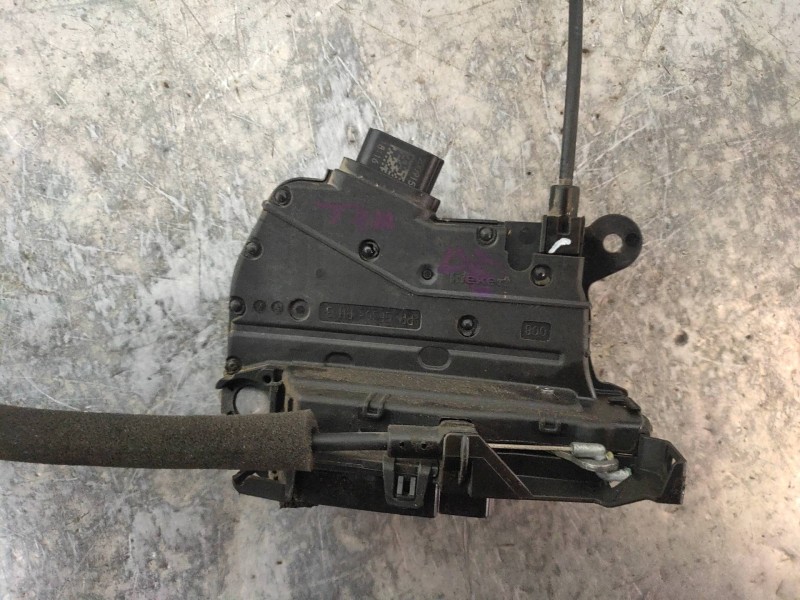 Recambio de motor cierre centralizado trasero derecho para renault clio iv limited referencia OEM IAM 825002104R  