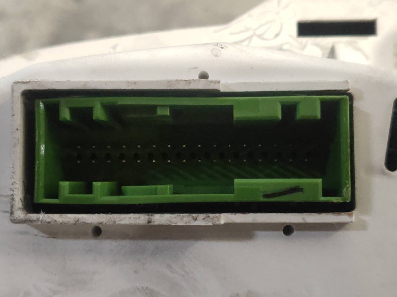 Recambio de cuadro instrumentos para land rover freelander (lr2) td4 e referencia OEM IAM BH5210849FD BH5214C226FB BH5214C026AD