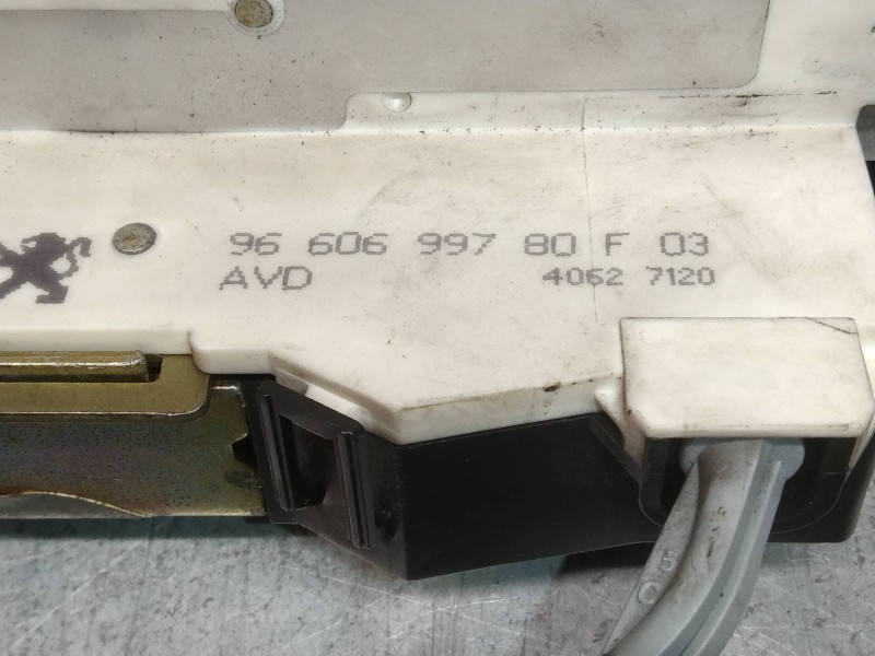 Recambio de motor cierre centralizado delantero izquierdo para citroen c4 berlina collection referencia OEM IAM 9660699780F03  5