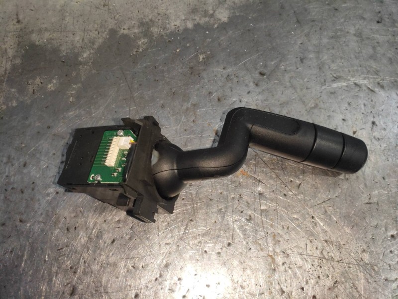 Recambio de mando luces para land rover freelander (lr2) td4 e referencia OEM IAM 6G9N3F972FC  