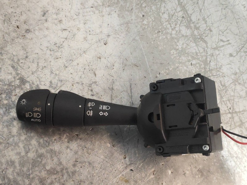 Recambio de mando luces para renault clio iv limited referencia OEM IAM 255675887R  