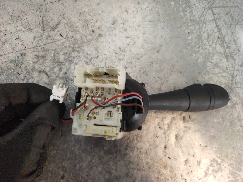 Recambio de mando luces para renault clio iv limited referencia OEM IAM 255675887R  
