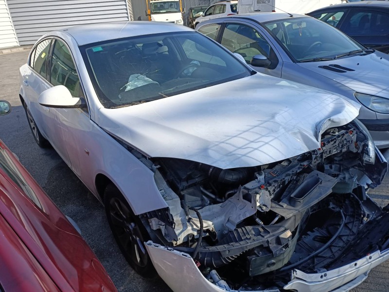 opel insignia berlina del año 2013