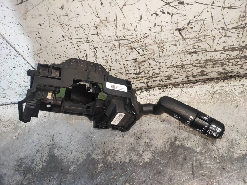 Recambio de mando limpia para land rover freelander (lr2) td4 e referencia OEM IAM 7G9N3F973GB  