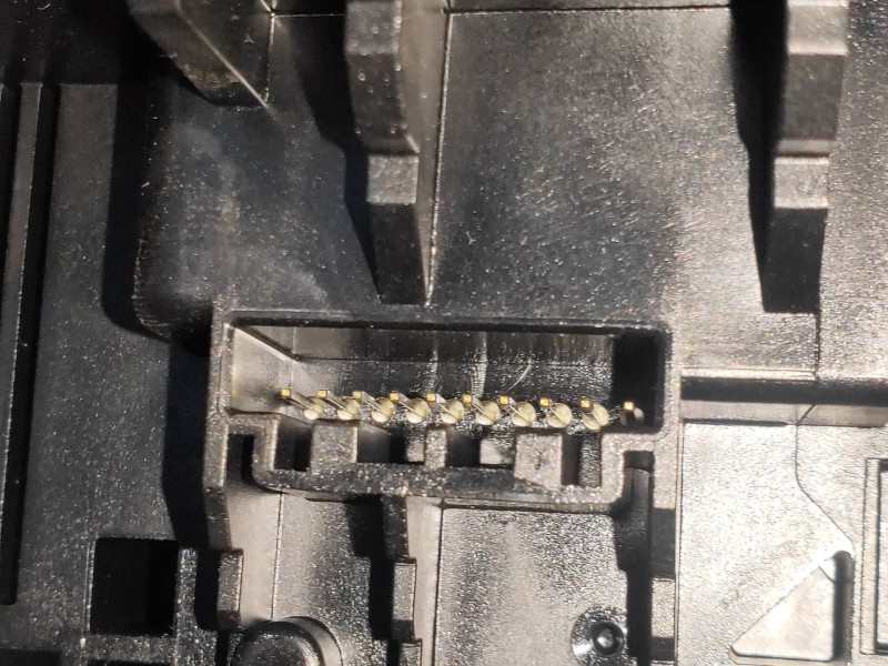 Recambio de mando limpia para land rover freelander (lr2) td4 e referencia OEM IAM 7G9N3F973GB  