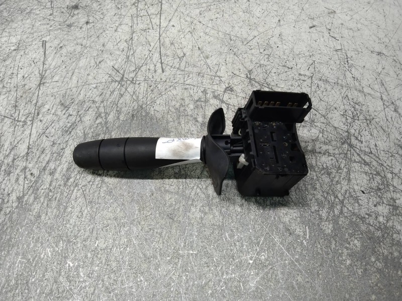 Recambio de mando limpia para dacia logan ambiance referencia OEM IAM 8200213173 345920013AM 