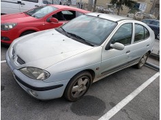 renault megane i fase 2 berlina (ba0) del año 2001