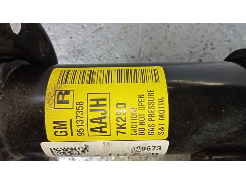 Recambio de amortiguador delantero derecho para opel mokka x innovation start/stop referencia OEM IAM 95137358  