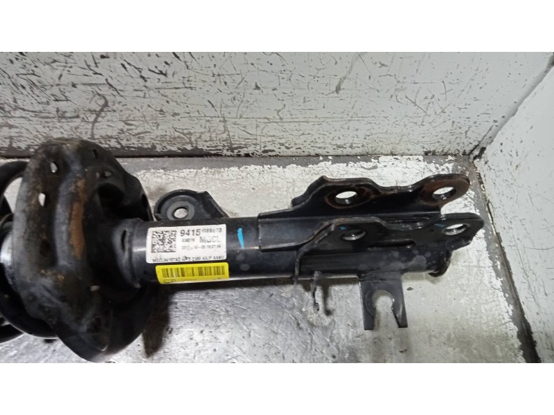 Recambio de amortiguador delantero izquierdo para opel mokka x innovation start/stop referencia OEM IAM 95137357  
