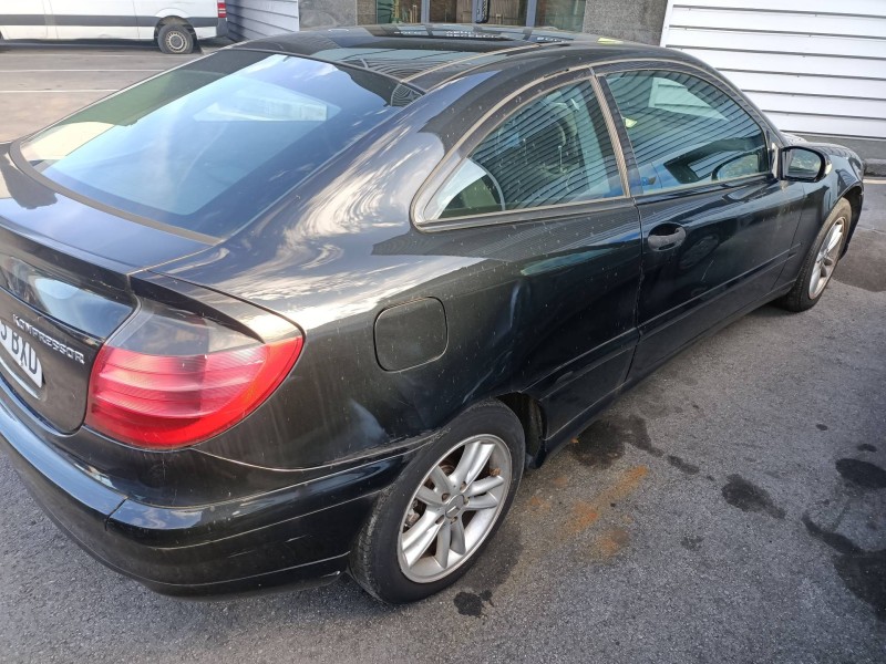 mercedes clase c (w203) sportcoupe del año 2002