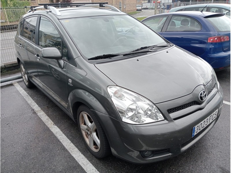 toyota corolla verso (r1) del año 2006