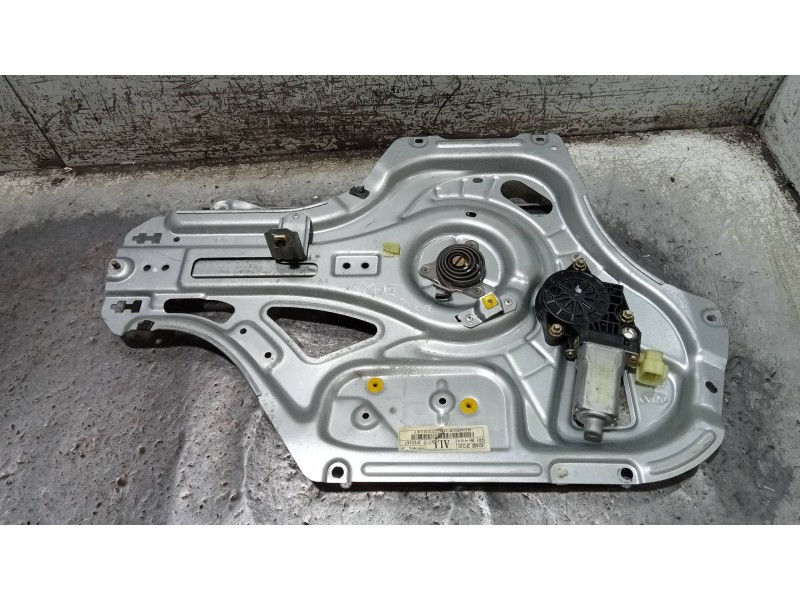 Recambio de elevalunas delantero derecho para kia opirus básico referencia OEM IAM 824803F010  