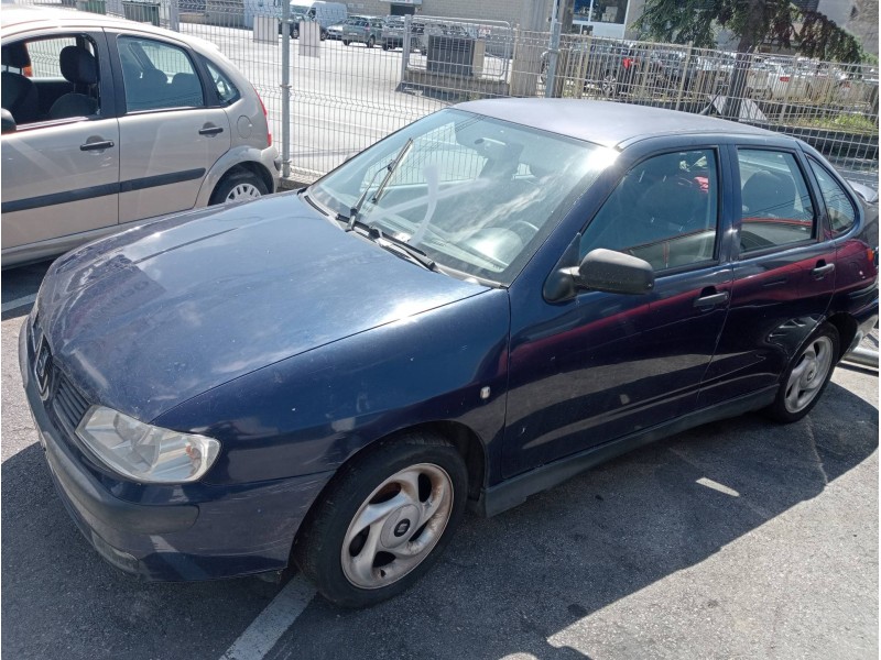 seat cordoba berlina (6k2) del año 2001