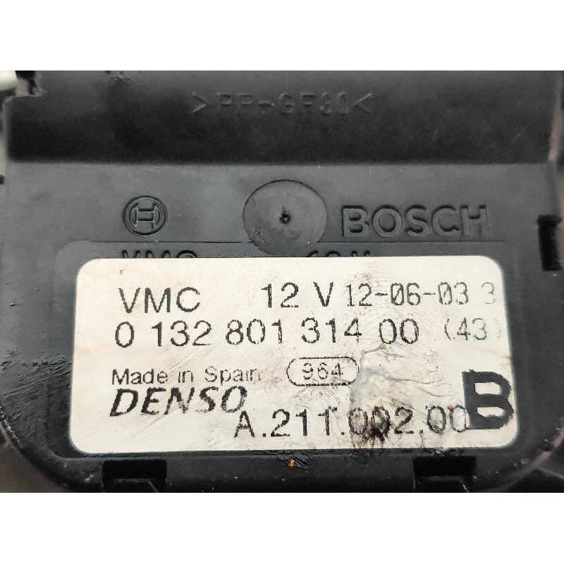 Recambio de motor apertura trampillas climatizador para lancia thesis (115) 3.0 v6 24v cae emblema referencia OEM IAM 0132801314