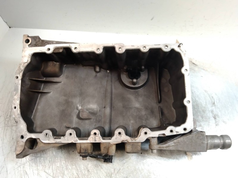 Recambio de carter para audi a4 berlina (8e) 2.0 tdi (dpf) (125kw) referencia OEM IAM 03G103603J  