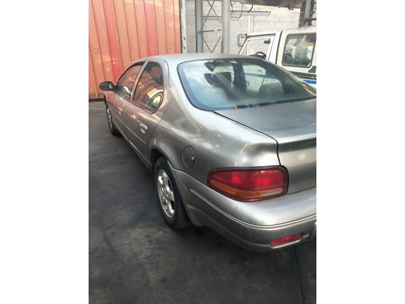 chrysler stratus berlina (ja) del año 1999
