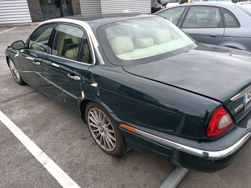 jaguar xj del año 2005