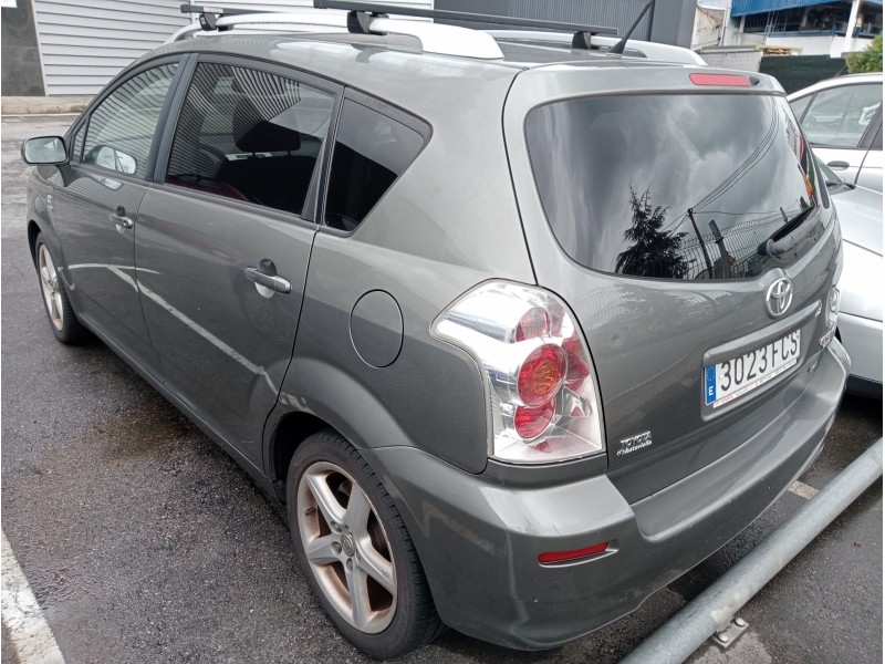 toyota corolla verso (r1) del año 2006