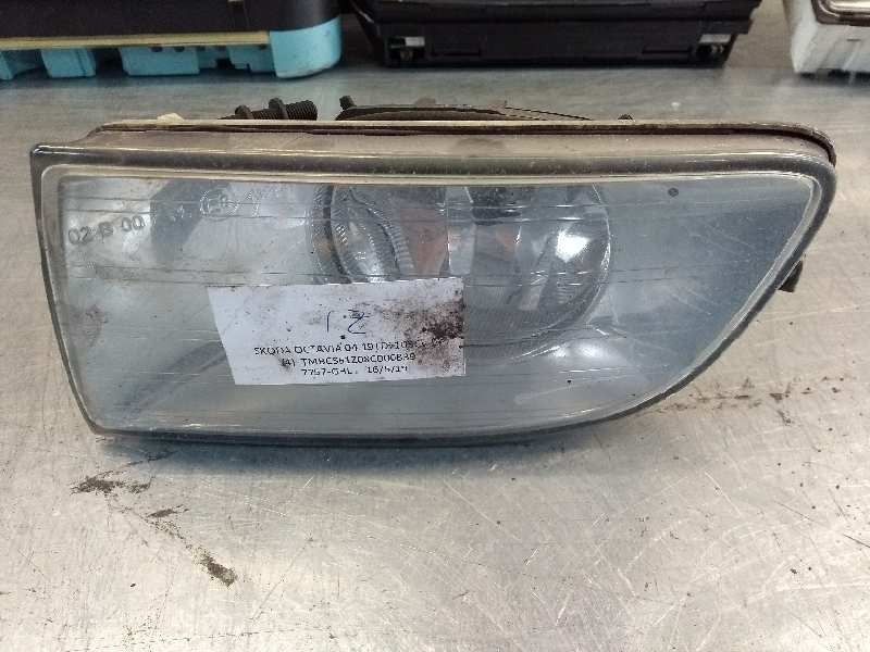Recambio de faro antiniebla izquierdo para skoda octavia berlina (1z3) active referencia OEM IAM   