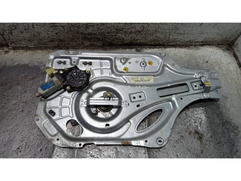 Recambio de elevalunas trasero izquierdo para kia opirus básico referencia OEM IAM 834703F010  