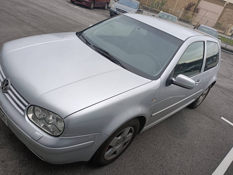 volkswagen golf iv berlina (1j1) del año 2003