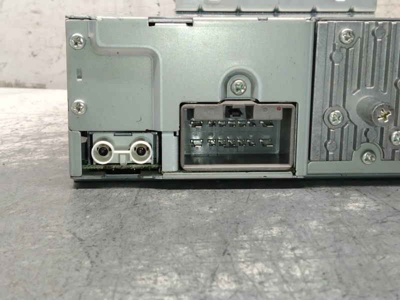 Recambio de sistema audio / radio cd para volvo v50 familiar 2.0 d kinetic referencia OEM IAM 30752889AD 1CD16F 30737809