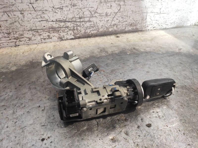 Recambio de conmutador de arranque para opel corsa e color edition ecoflex referencia OEM IAM 13364322  