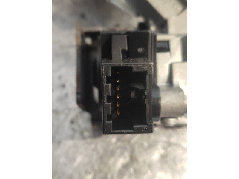 Recambio de conmutador de arranque para opel corsa e color edition ecoflex referencia OEM IAM 13364322  