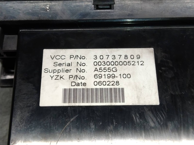 Recambio de sistema audio / radio cd para volvo v50 familiar 2.0 d kinetic referencia OEM IAM 30752889AD 1CD16F 30737809