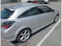 opel astra gtc del año 2005 2