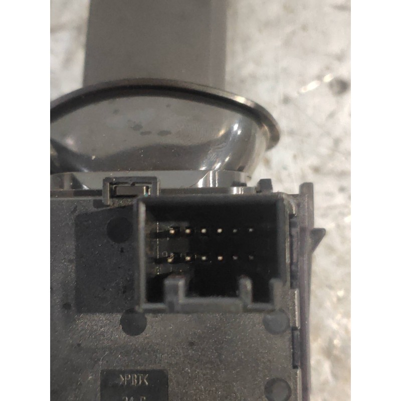 Recambio de mando luces para opel corsa e color edition ecoflex referencia OEM IAM 20941129  