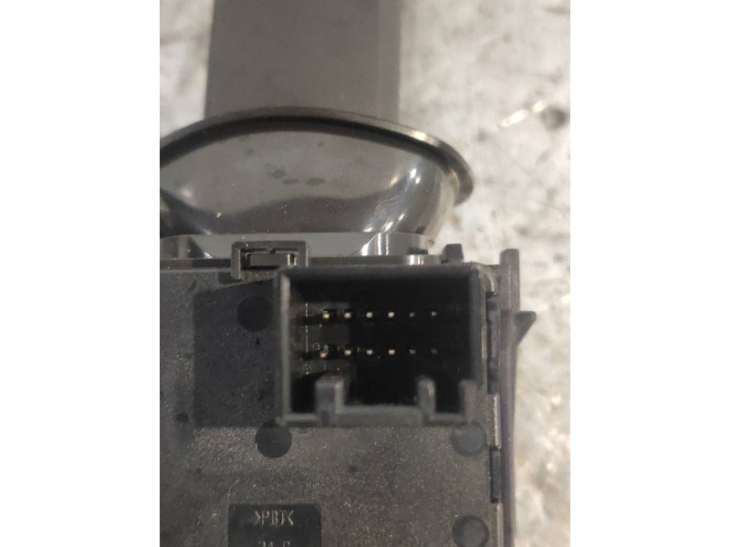 Recambio de mando luces para opel corsa e color edition ecoflex referencia OEM IAM 20941129  